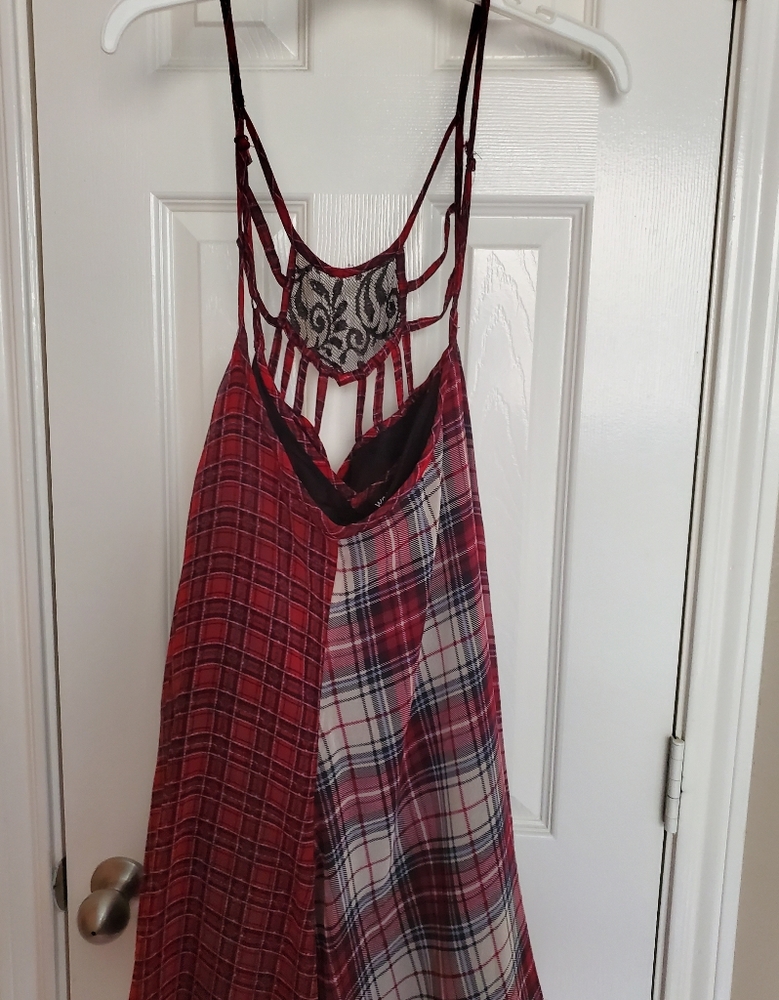 Sleeveless dress